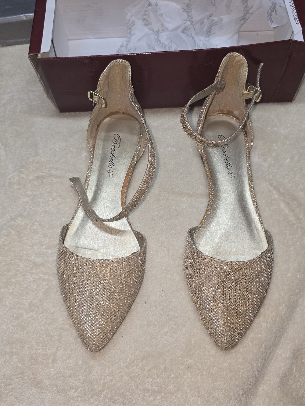 Breckelle's Champagne Gold Glitter Flats Pointed Toe Ankle Strap Closure Size 6.